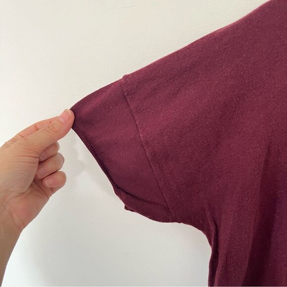 GAP Wine Burgundy Slouchy Cuffed Short Sleeve Lightweight Sweater - Picture 4 of 5
